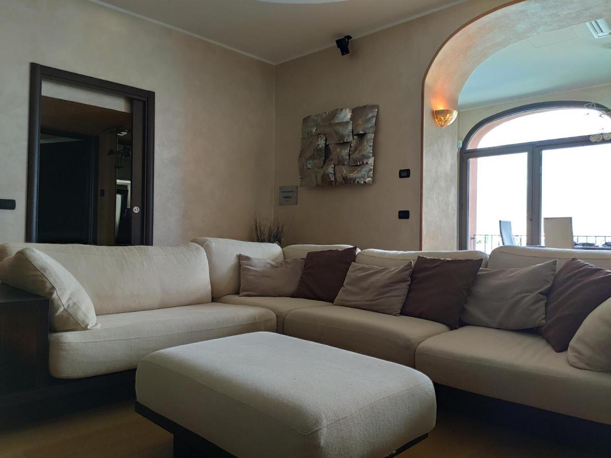Bellagio Lakeside Apartment المظهر الخارجي الصورة